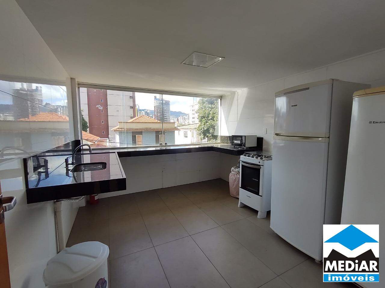 Apartamento à venda com 3 quartos, 76m² - Foto 25