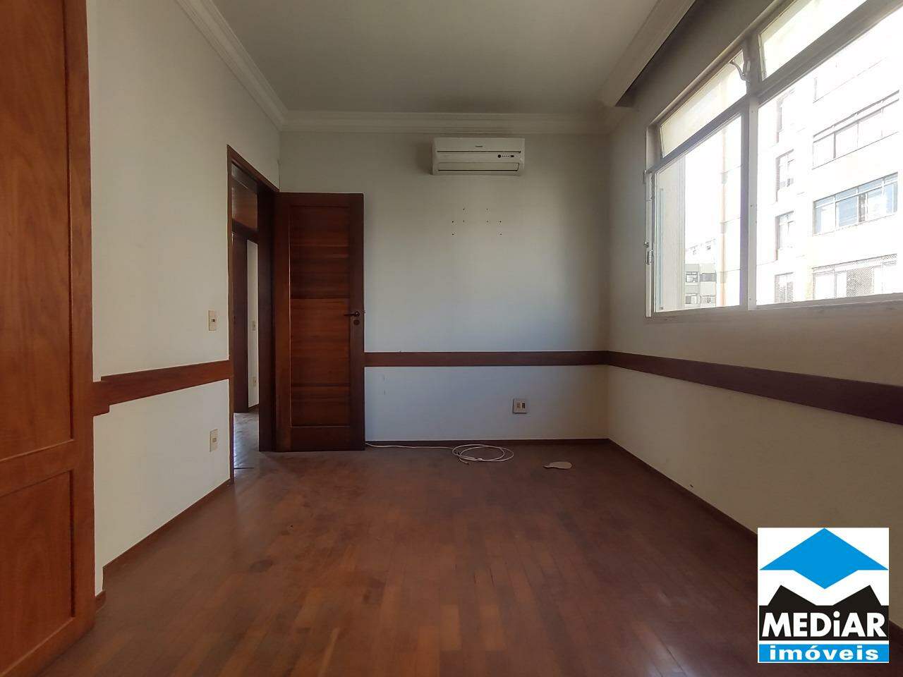 Apartamento à venda com 2 quartos, 60m² - Foto 7