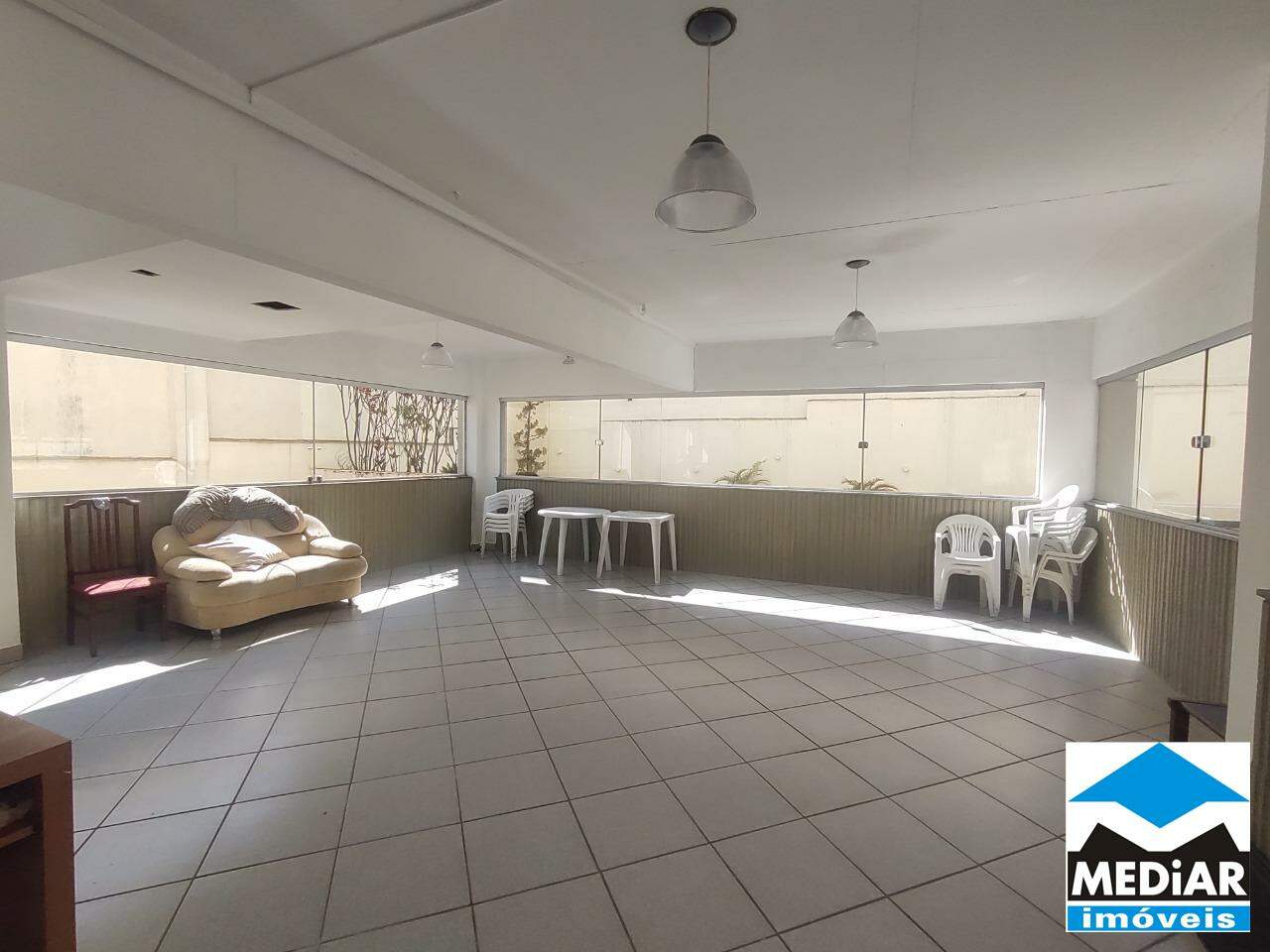 Apartamento à venda com 2 quartos, 60m² - Foto 19