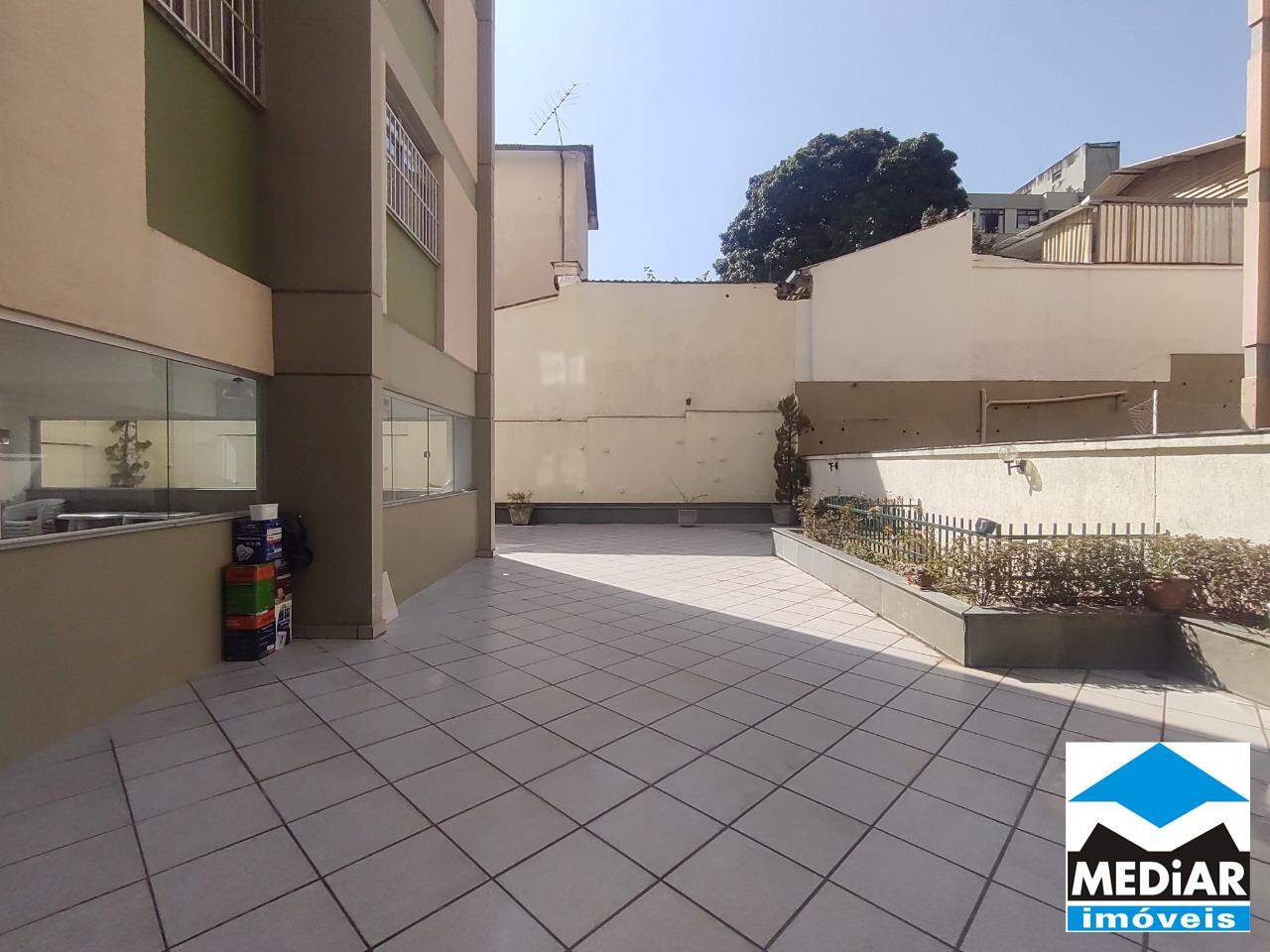 Apartamento à venda com 2 quartos, 60m² - Foto 21