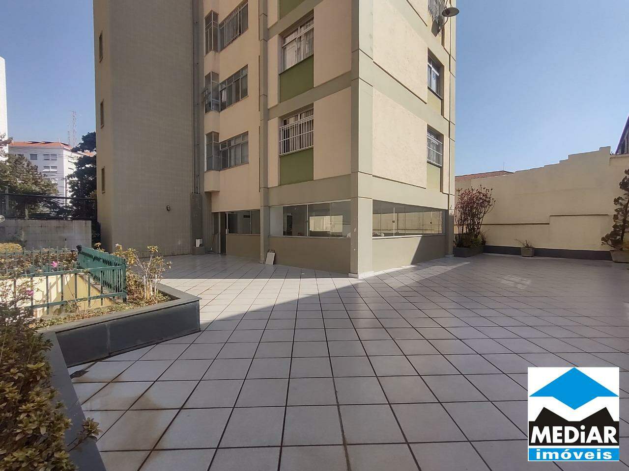 Apartamento à venda com 2 quartos, 60m² - Foto 22