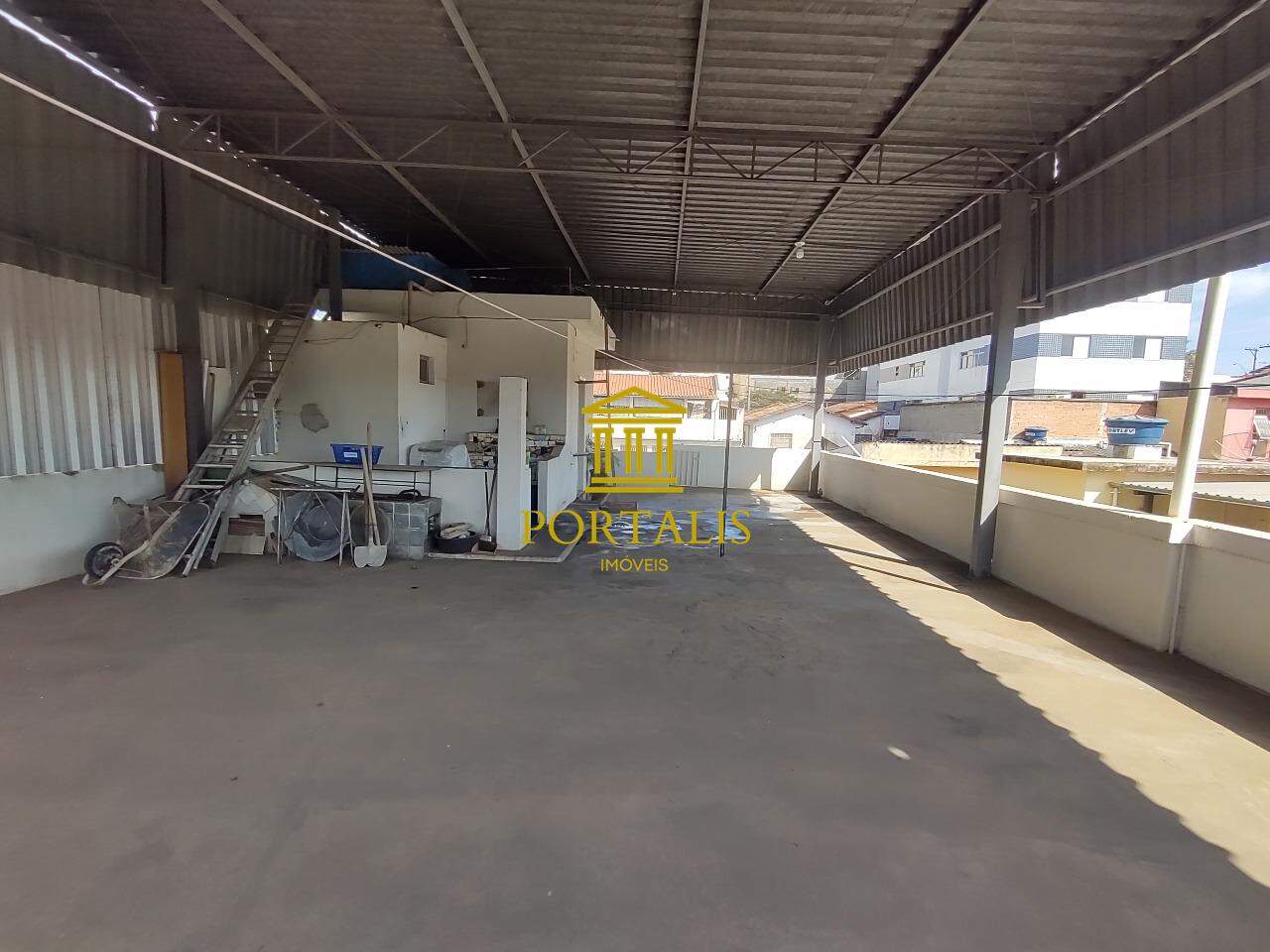 Casa, 3 quartos, 190 m² - Foto 2