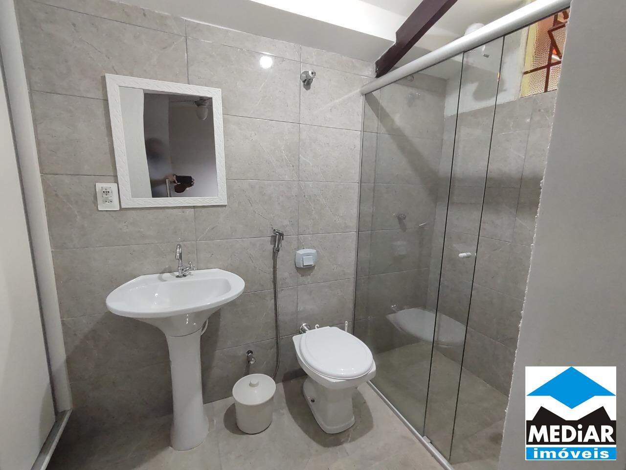 Casa à venda com 6 quartos, 280m² - Foto 12