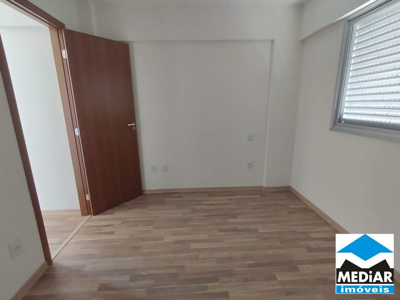 Apartamento à venda com 2 quartos, 68m² - Foto 12