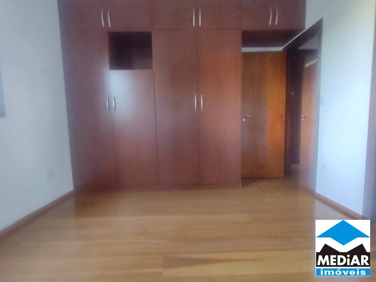 Apartamento para alugar com 3 quartos, 95m² - Foto 16