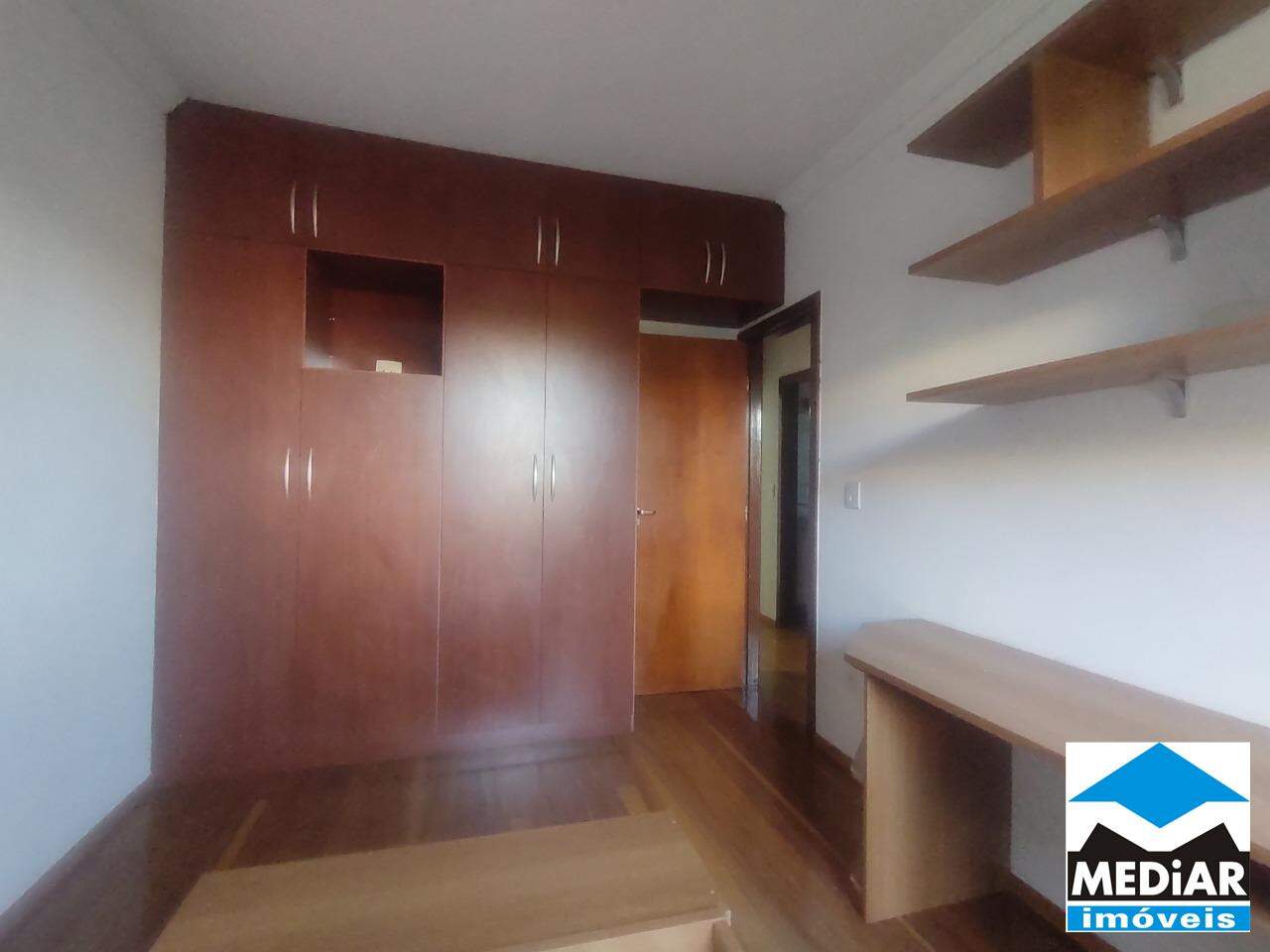 Apartamento para alugar com 3 quartos, 95m² - Foto 18