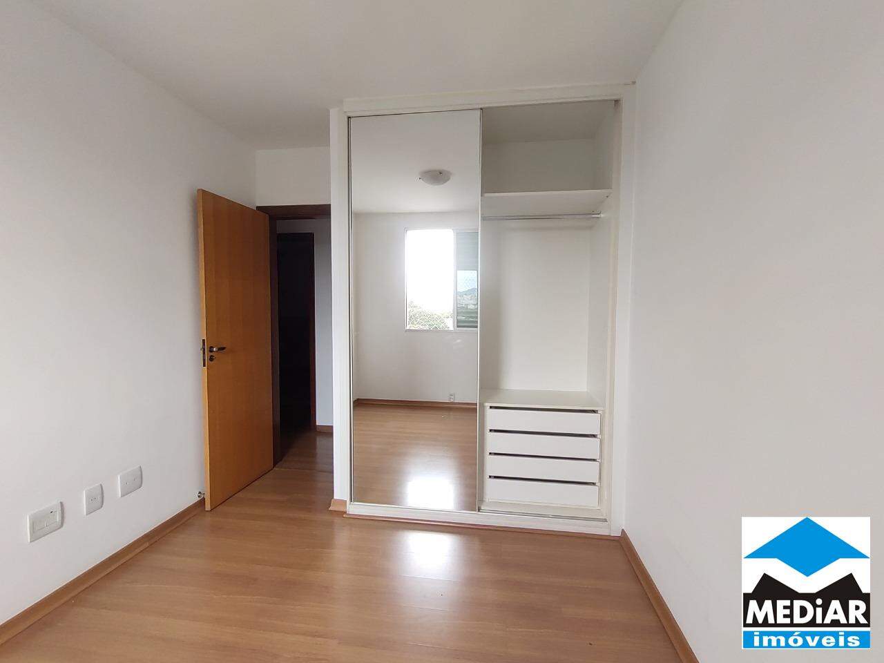 Apartamento à venda com 4 quartos, 120m² - Foto 9