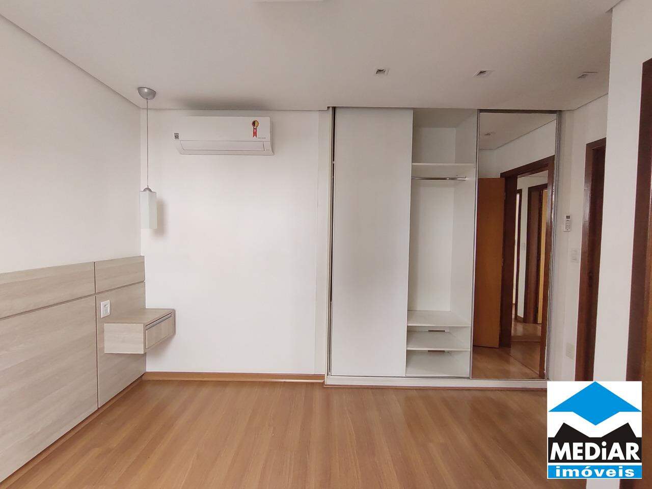 Apartamento à venda com 4 quartos, 120m² - Foto 14