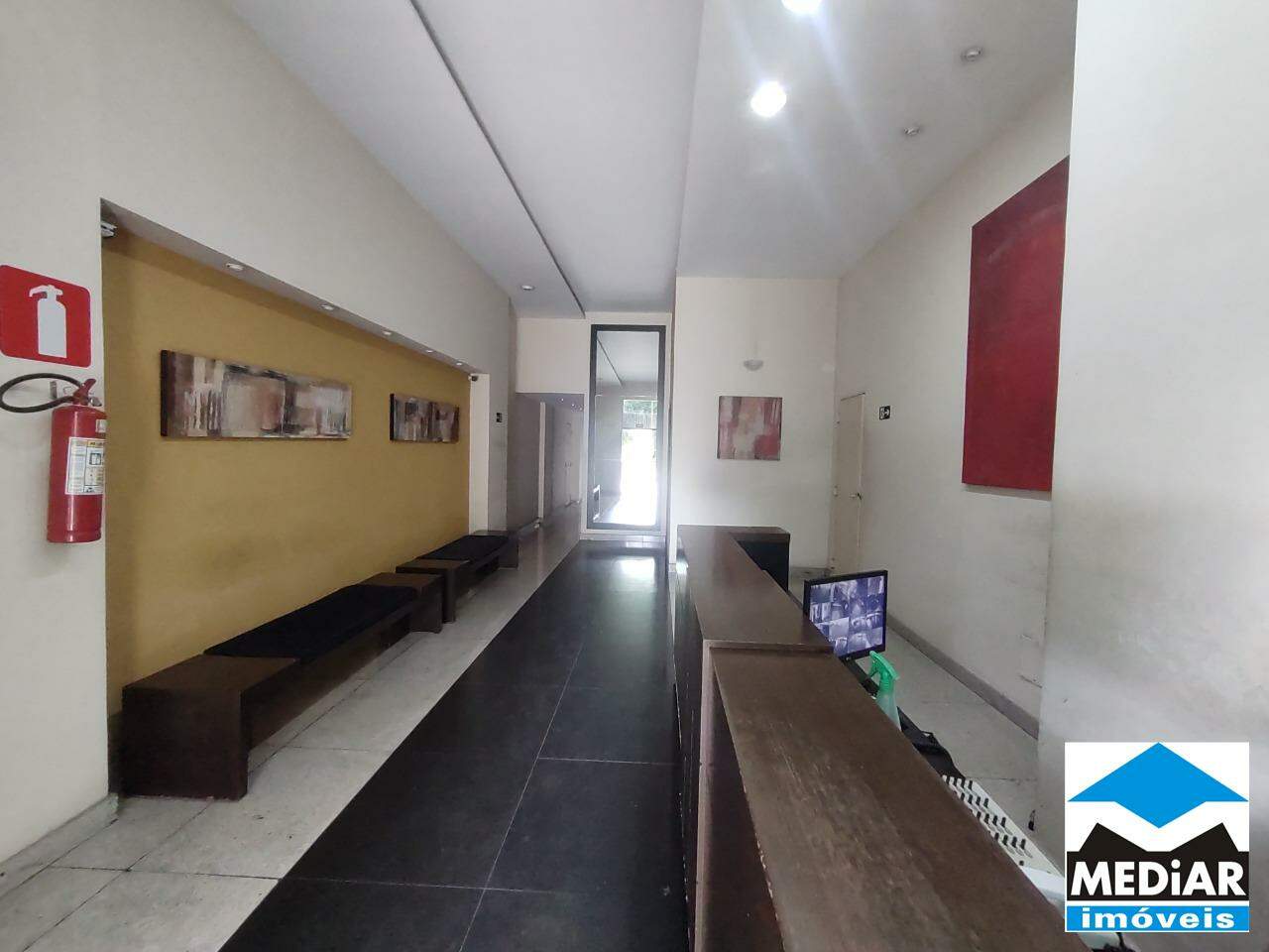 Apartamento à venda com 2 quartos, 70m² - Foto 17