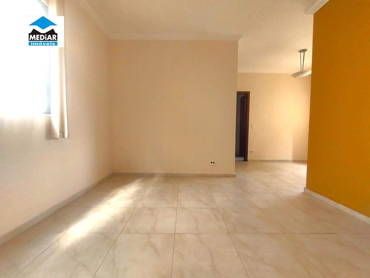 Apartamento para alugar com 3 quartos, 90m² - Foto 11