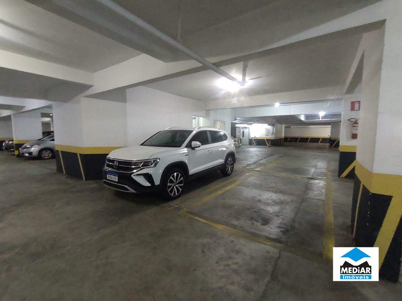 Apartamento para alugar com 3 quartos, 95m² - Foto 25