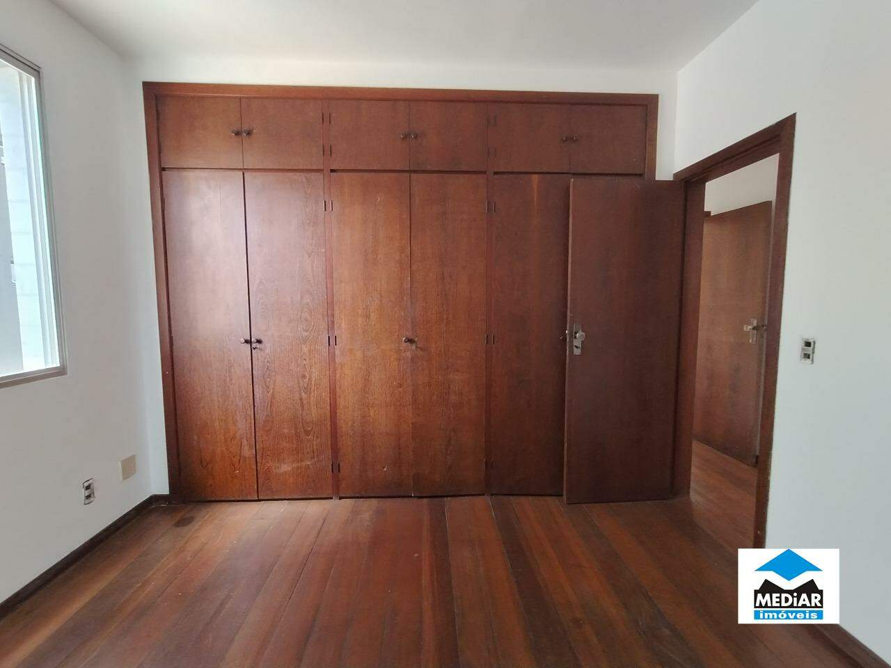 Apartamento para alugar com 3 quartos, 95m² - Foto 6
