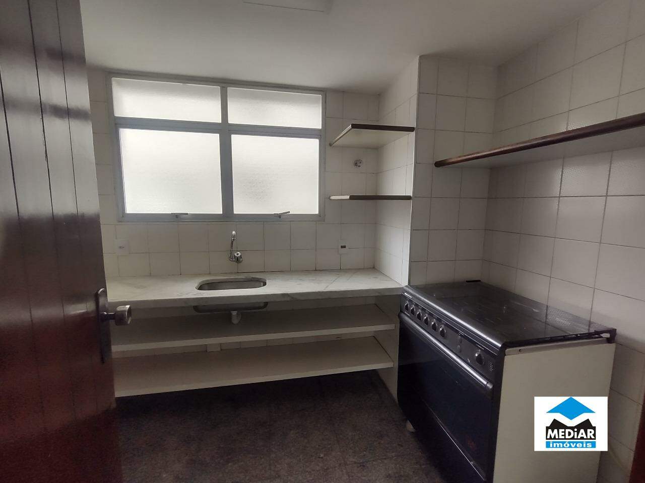 Apartamento para alugar com 3 quartos, 95m² - Foto 24
