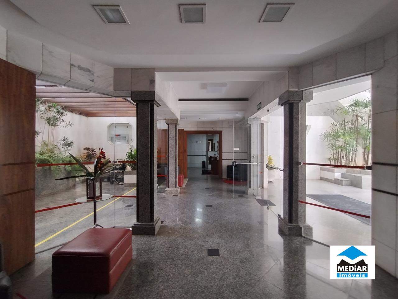 Apartamento para alugar com 3 quartos, 95m² - Foto 17