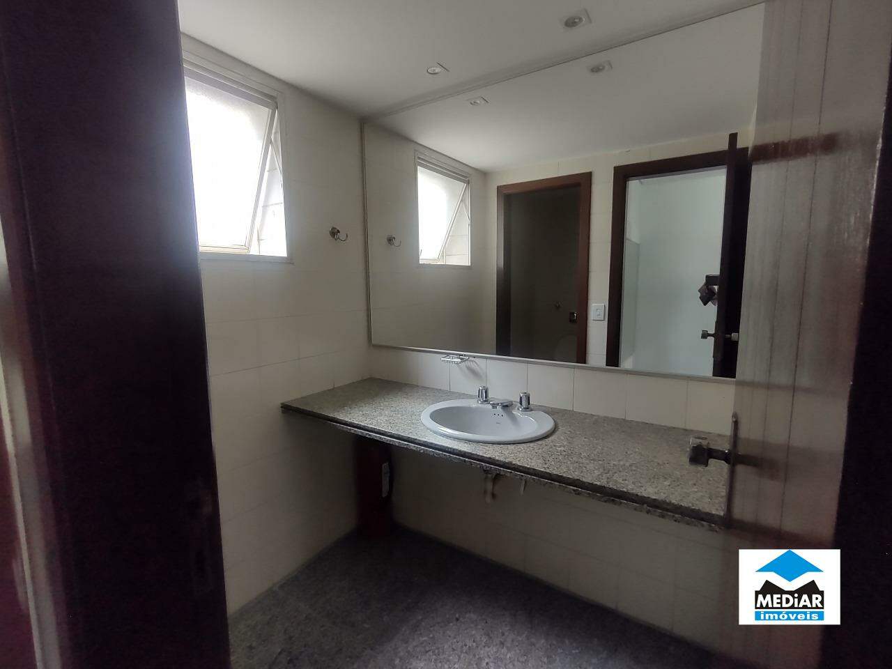 Apartamento para alugar com 3 quartos, 95m² - Foto 23