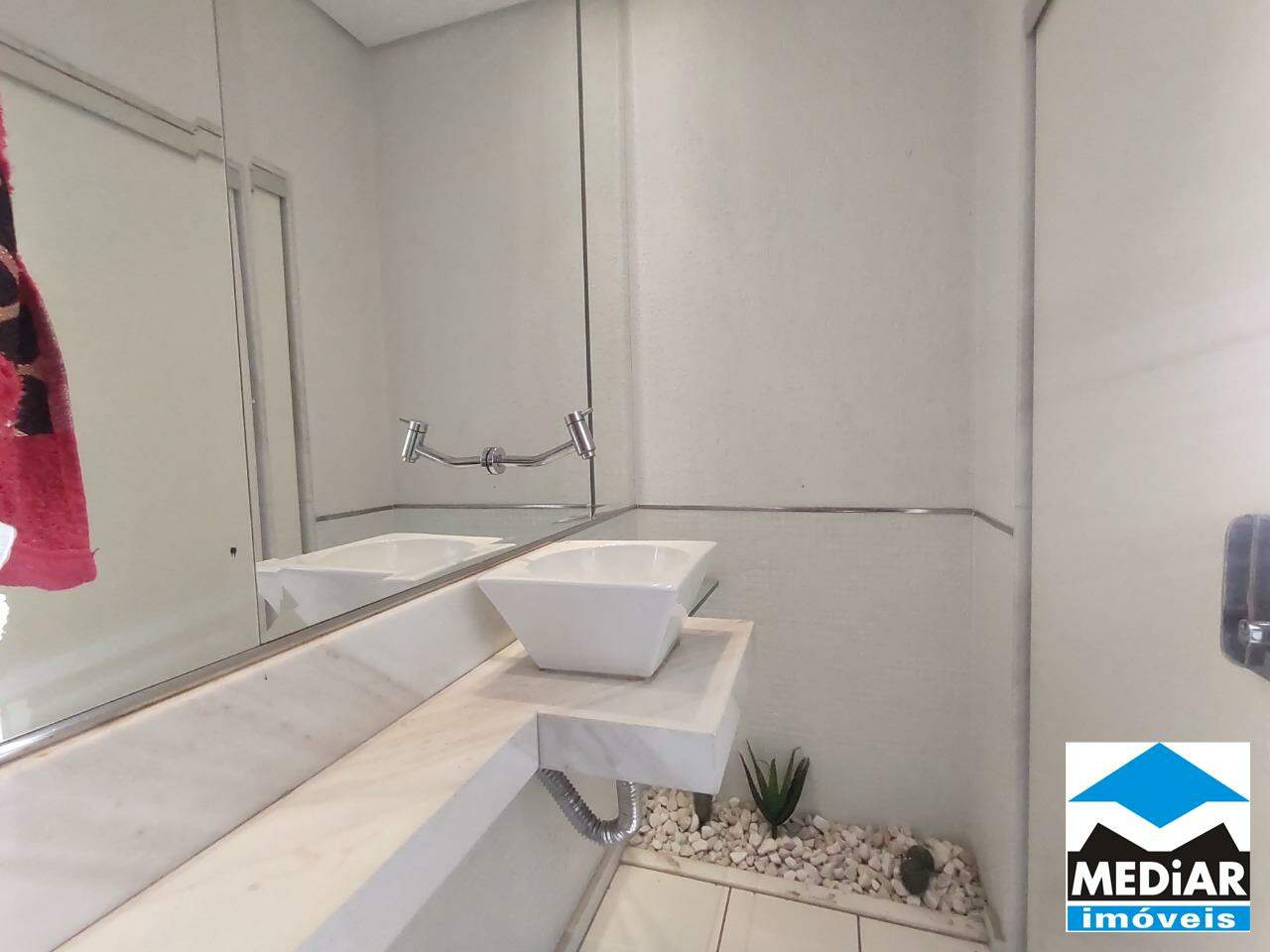 Apartamento à venda com 3 quartos, 160m² - Foto 15