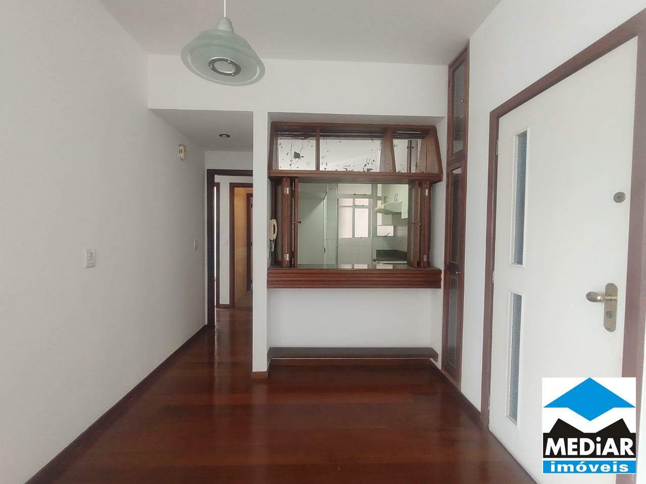 Apartamento à venda com 2 quartos, 75m² - Foto 6