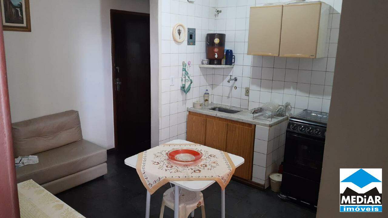 Apartamento à venda com 1 quarto, 40m² - Foto 1