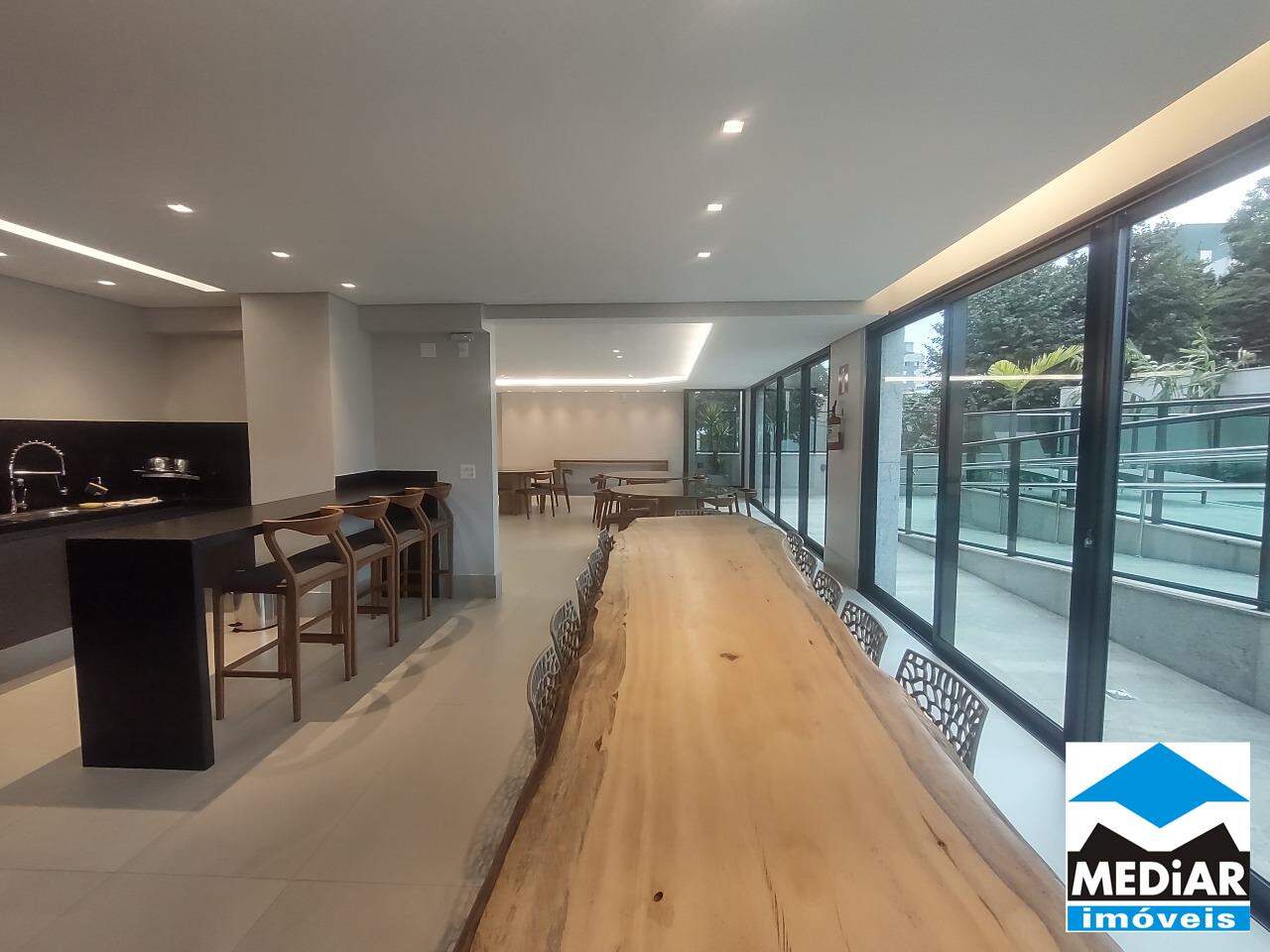 Apartamento à venda com 4 quartos, 140m² - Foto 25