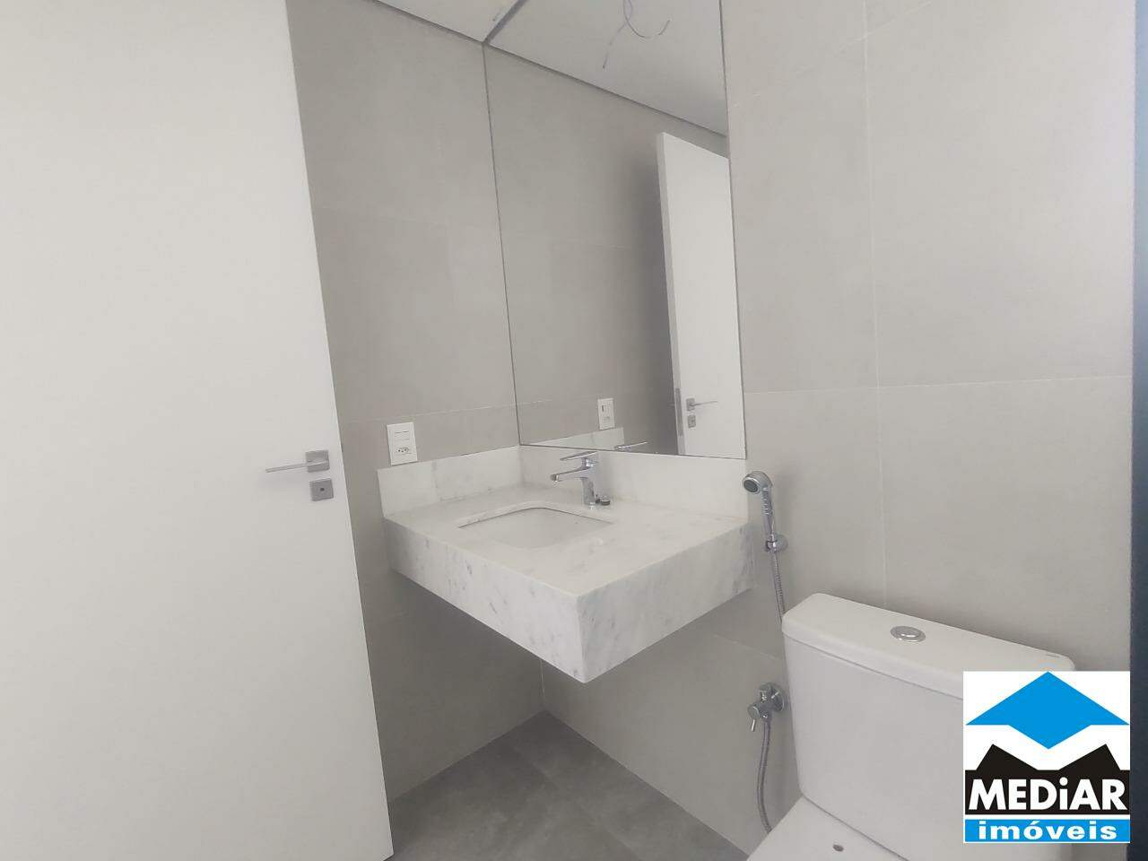 Apartamento à venda com 4 quartos, 145m² - Foto 10