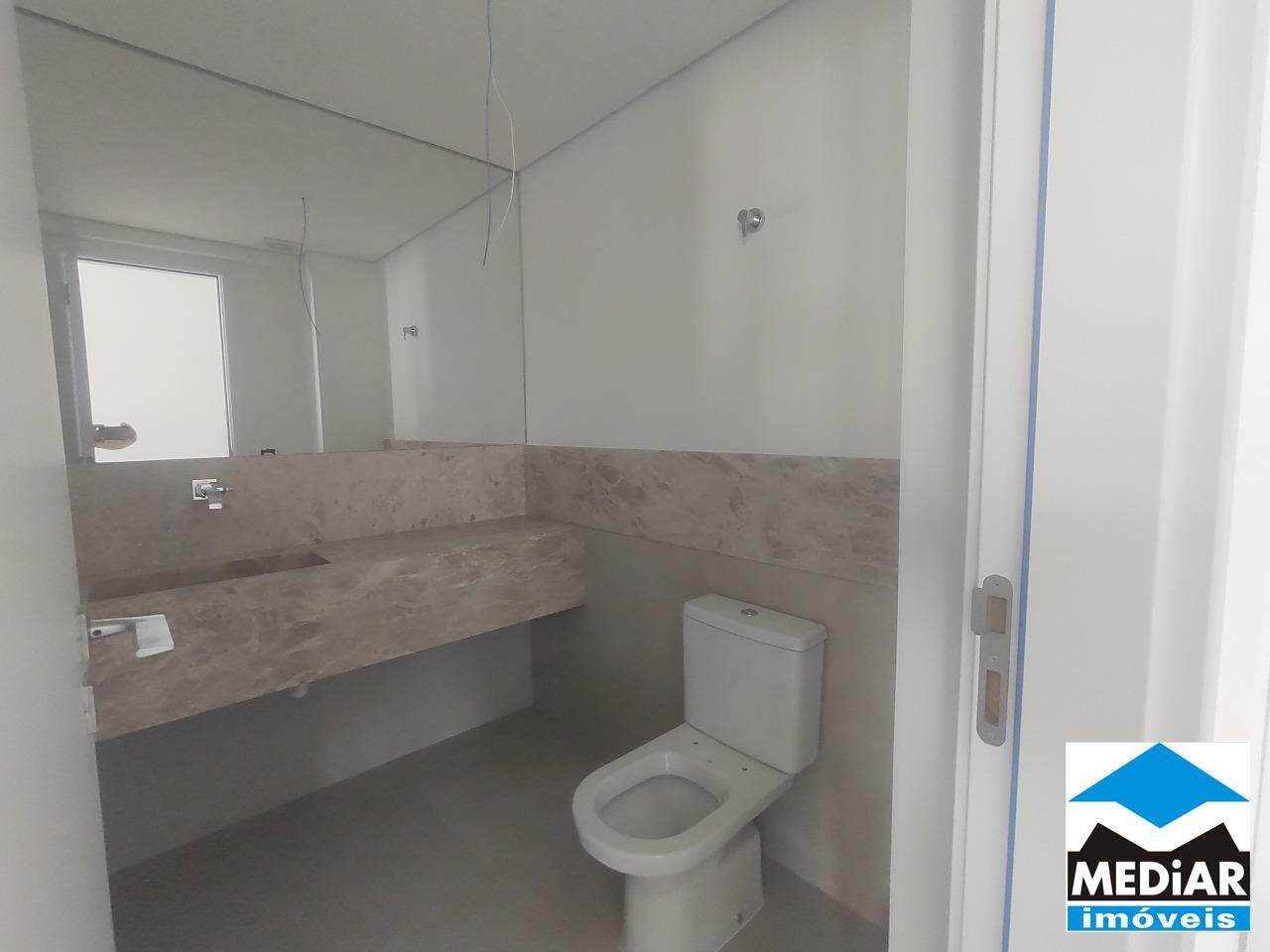 Apartamento à venda com 4 quartos, 145m² - Foto 14