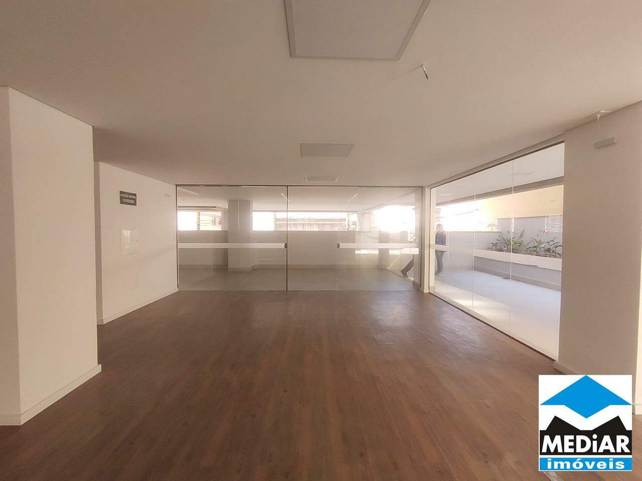 Apartamento à venda com 4 quartos, 145m² - Foto 23