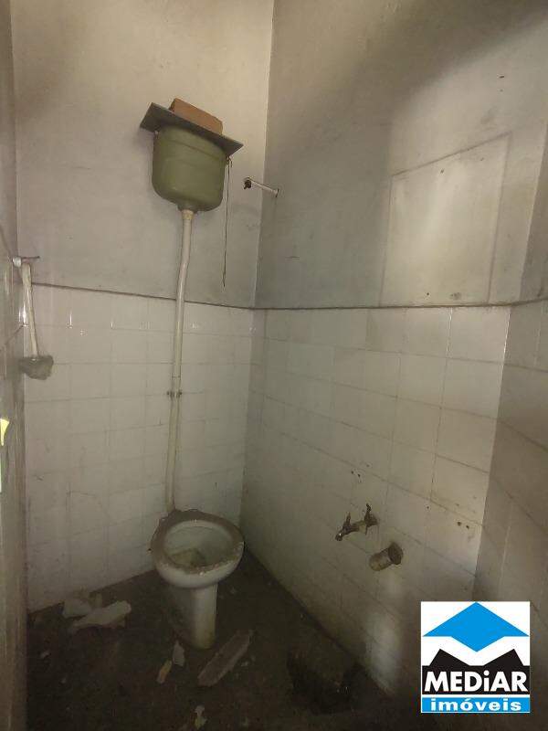 Prédio Inteiro à venda com 3 quartos, 380m² - Foto 8