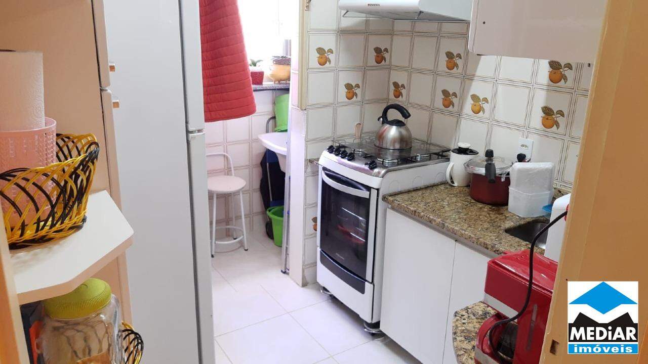 Apartamento à venda com 2 quartos, 65m² - Foto 10