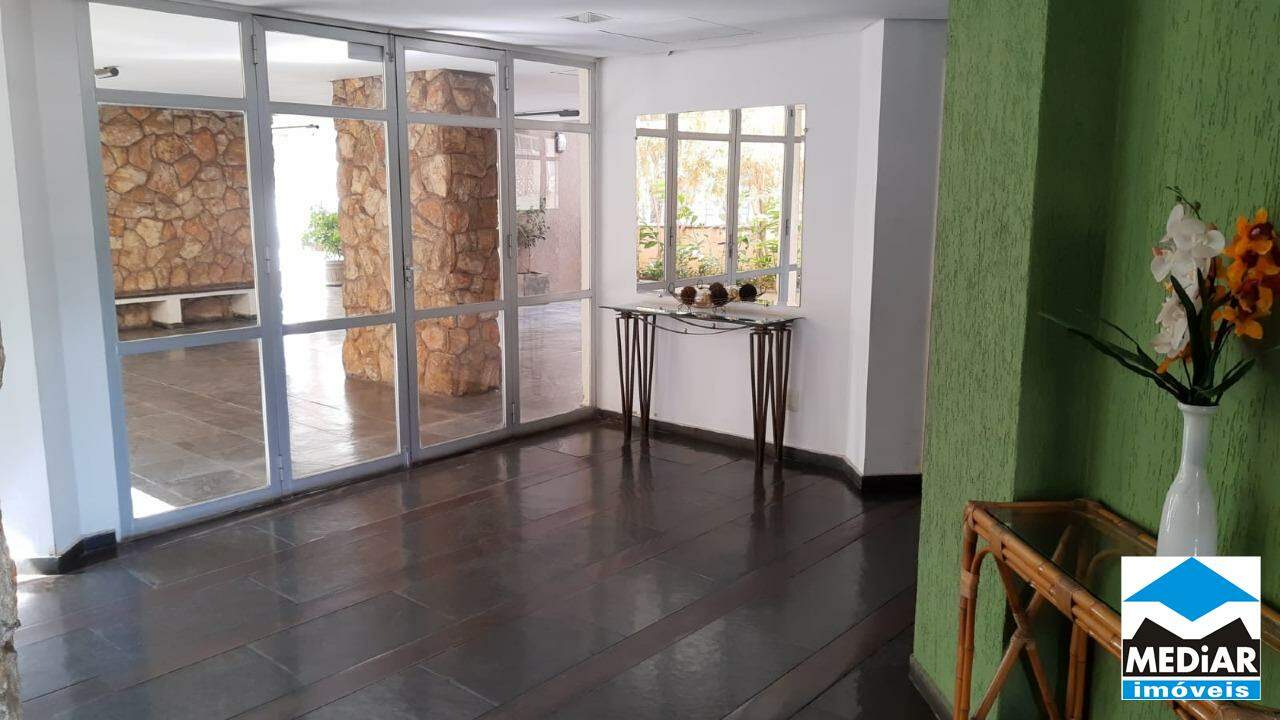 Apartamento à venda com 2 quartos, 65m² - Foto 15