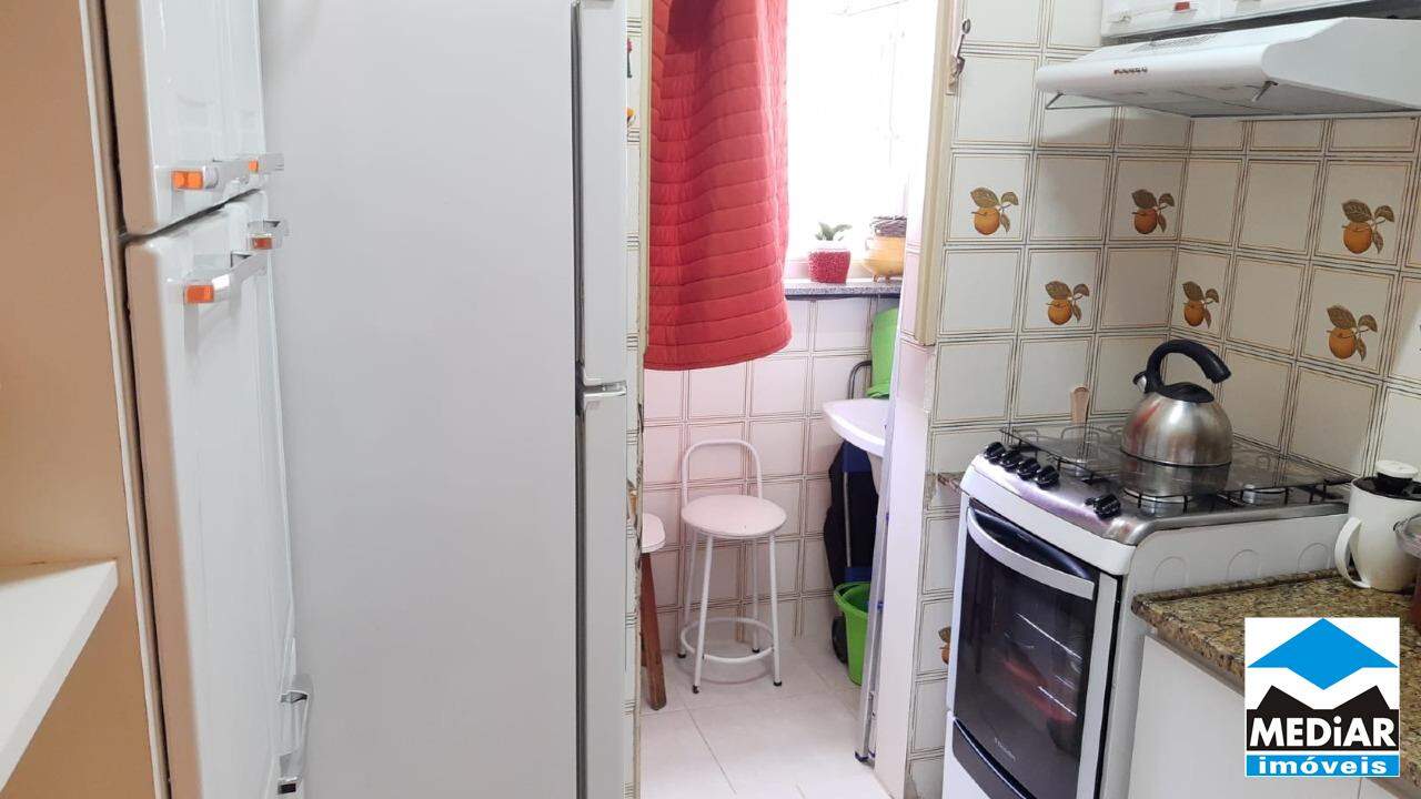 Apartamento à venda com 2 quartos, 65m² - Foto 11