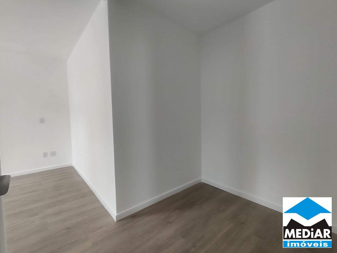 Apartamento à venda com 3 quartos, 173m² - Foto 11