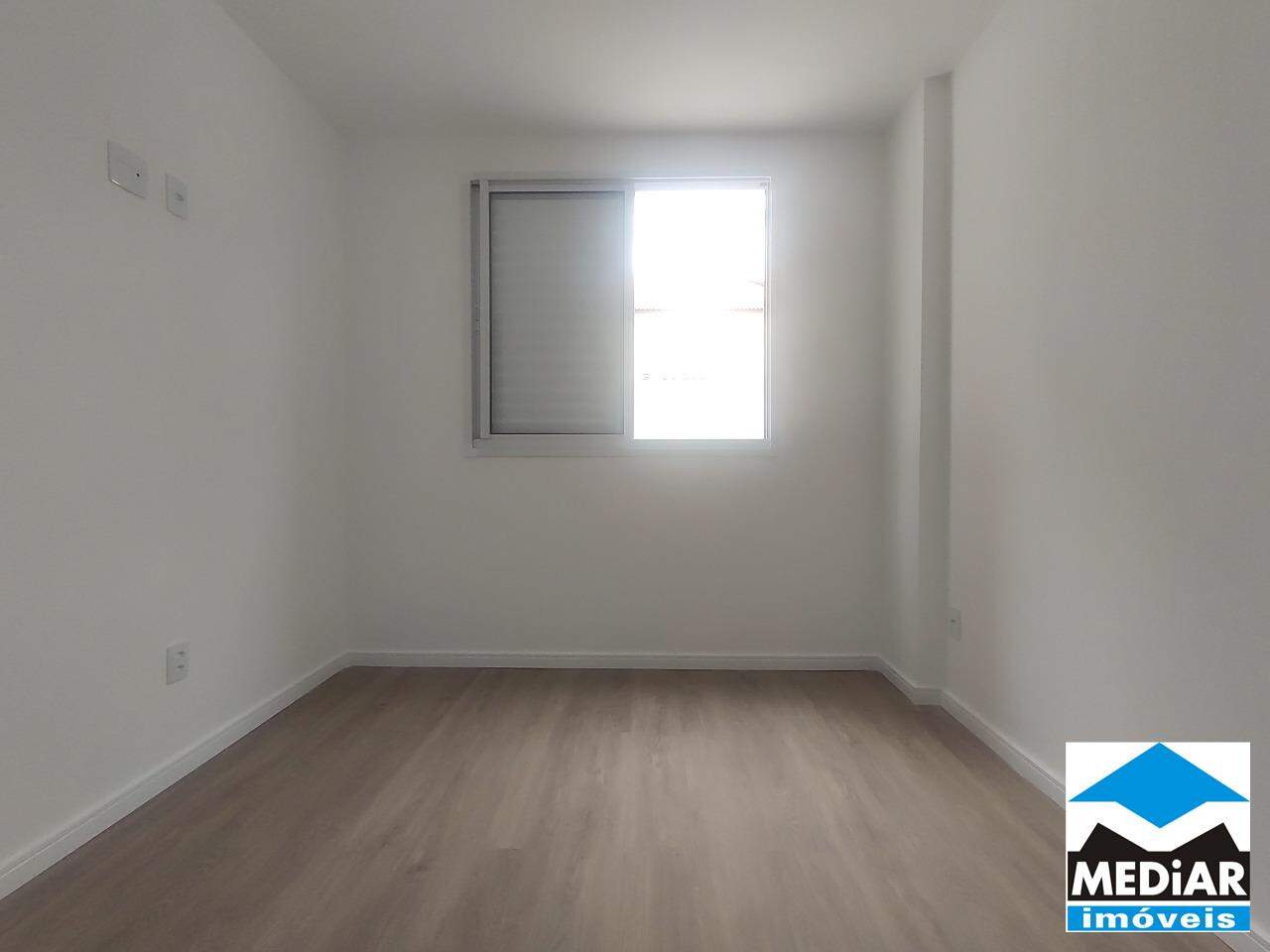 Apartamento à venda com 3 quartos, 173m² - Foto 8