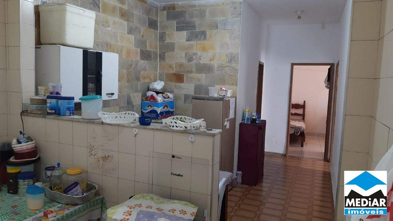 Casa à venda com 1 quarto, 70m² - Foto 7