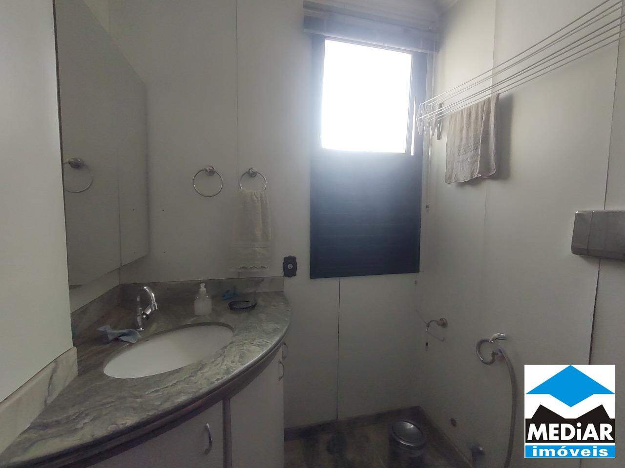 Apartamento à venda com 2 quartos, 64m² - Foto 21