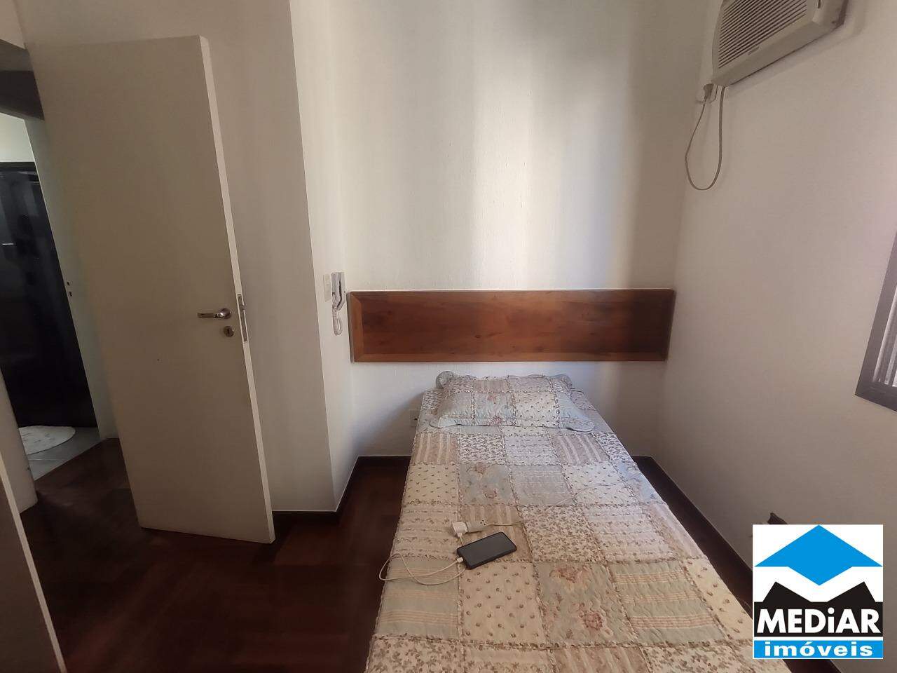 Apartamento à venda com 2 quartos, 64m² - Foto 12