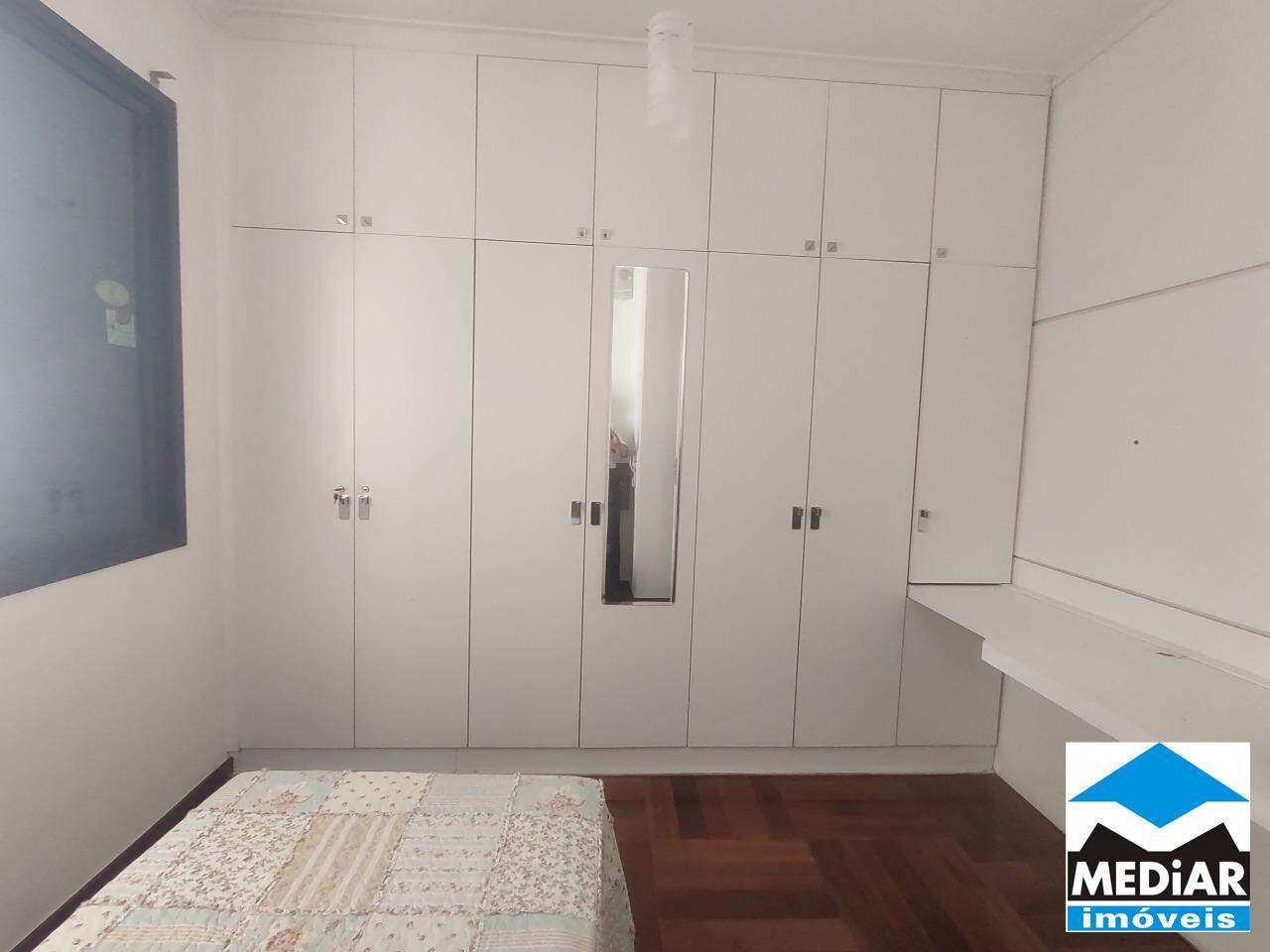 Apartamento à venda com 2 quartos, 64m² - Foto 13