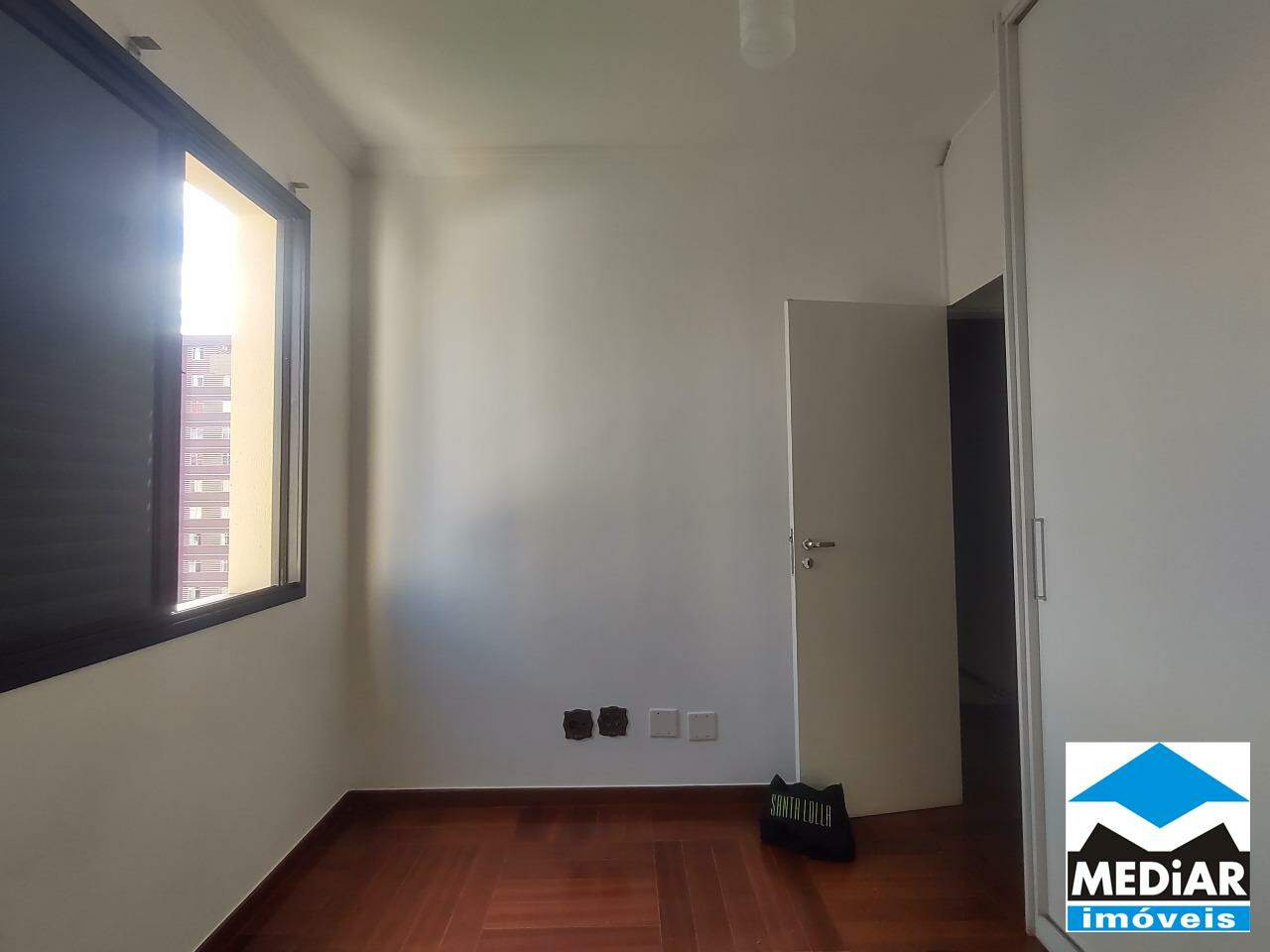 Apartamento à venda com 2 quartos, 64m² - Foto 16