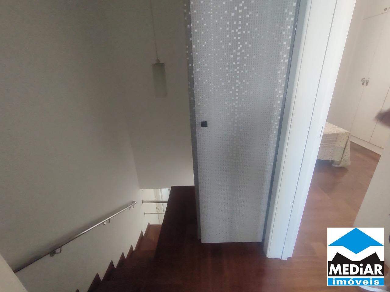 Apartamento à venda com 2 quartos, 64m² - Foto 19