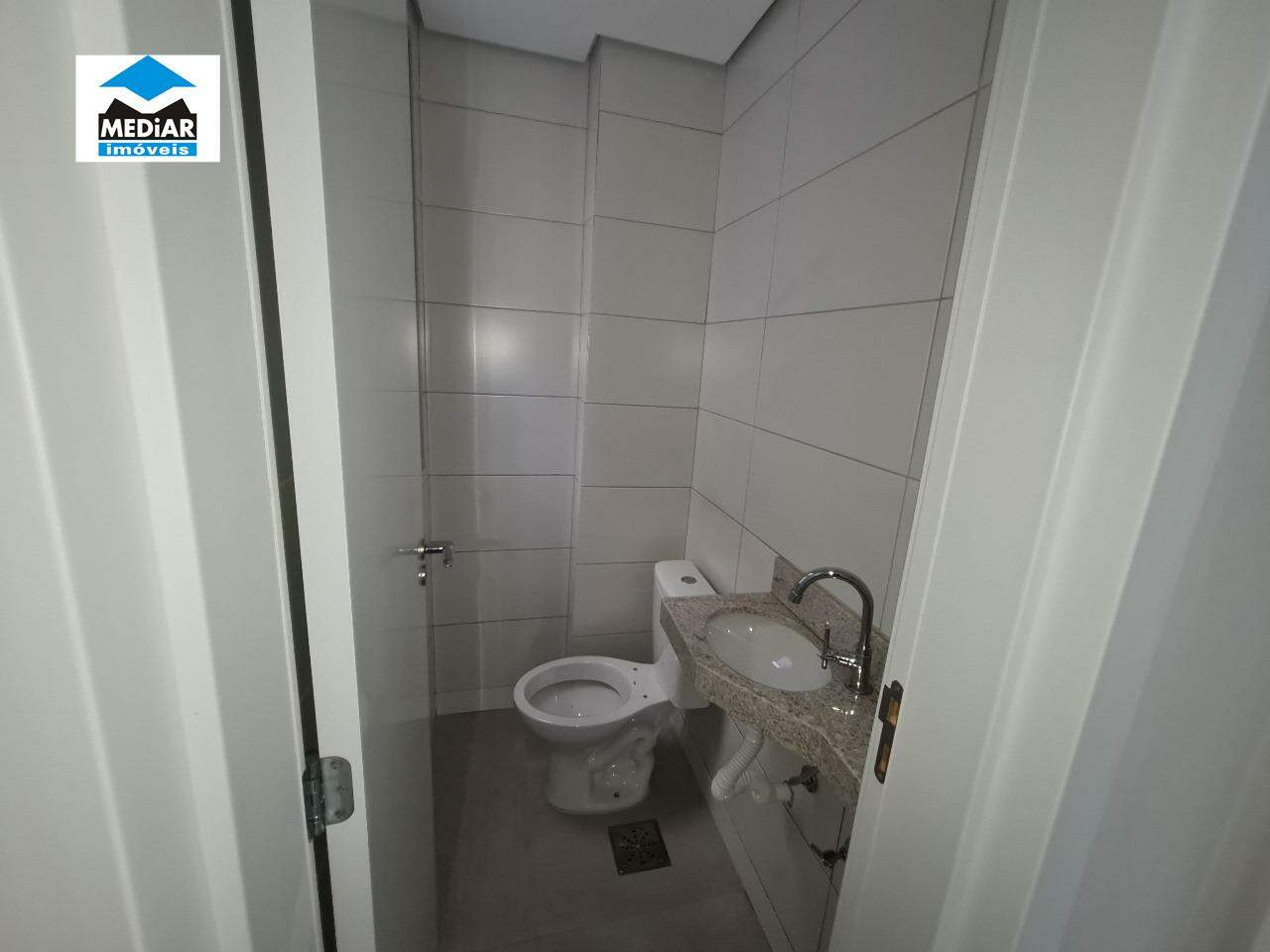 Apartamento à venda com 2 quartos, 66m² - Foto 18