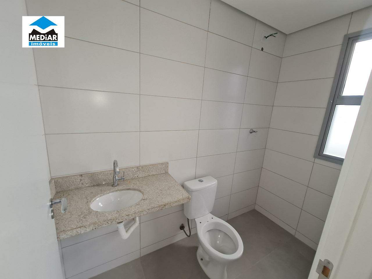 Apartamento à venda com 2 quartos, 66m² - Foto 14