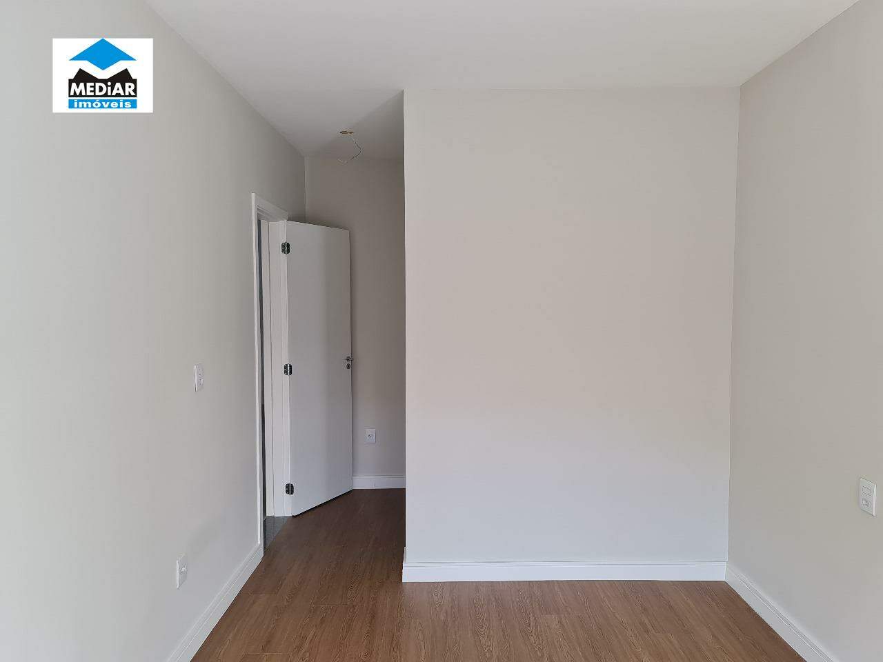 Apartamento à venda com 2 quartos, 66m² - Foto 23