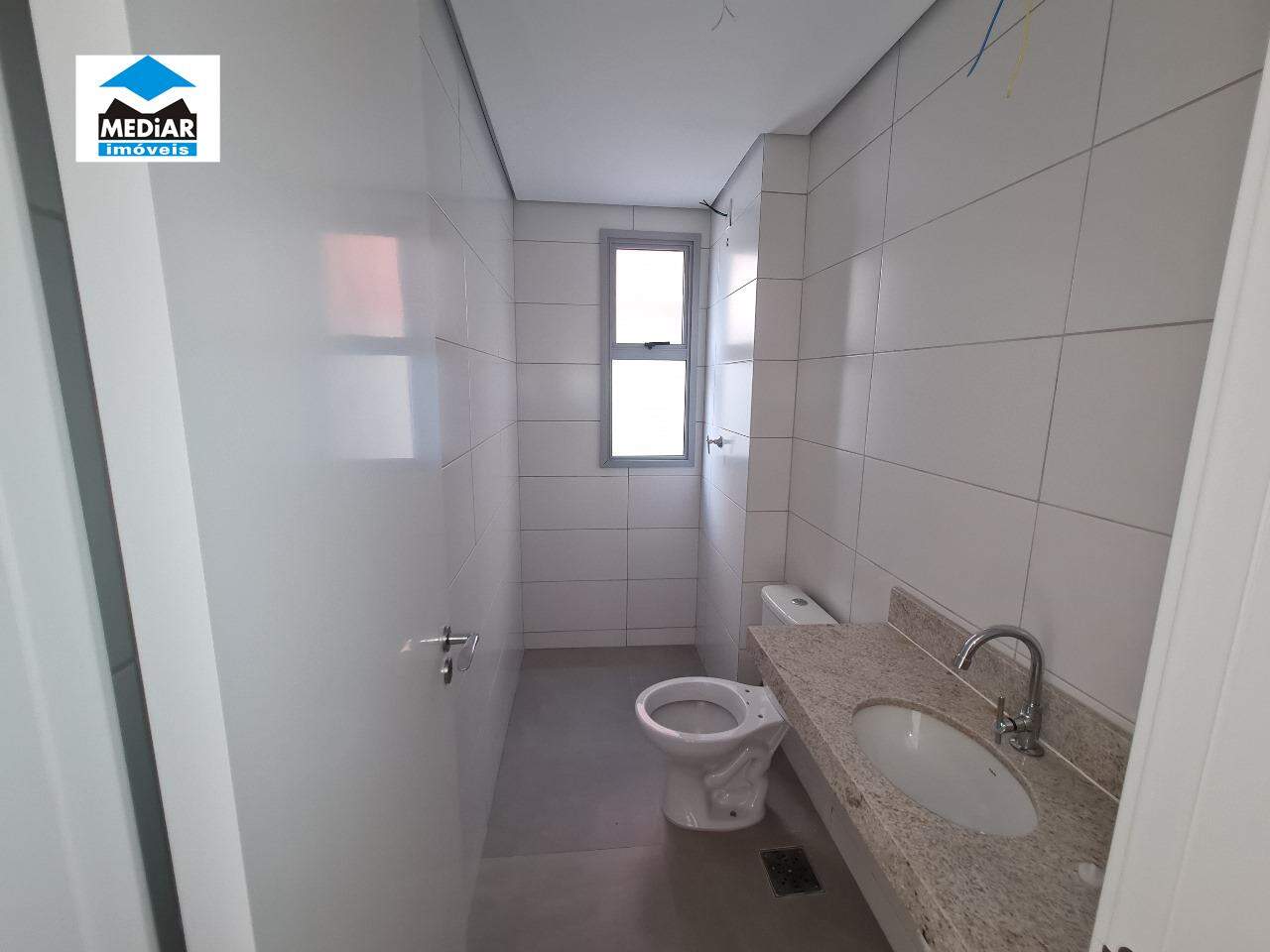 Apartamento à venda com 2 quartos, 66m² - Foto 20