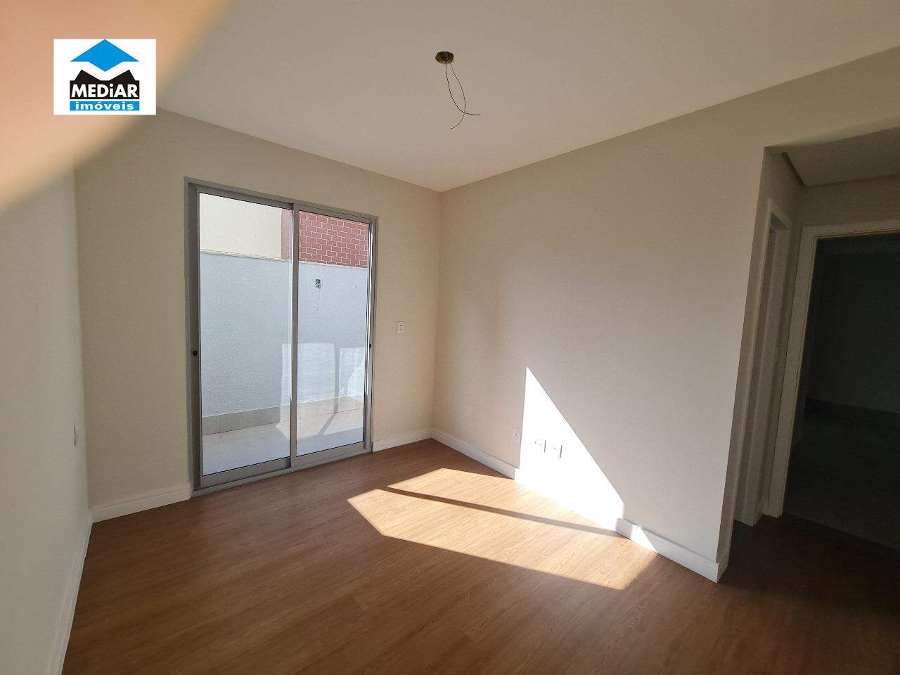 Apartamento à venda com 2 quartos, 66m² - Foto 22