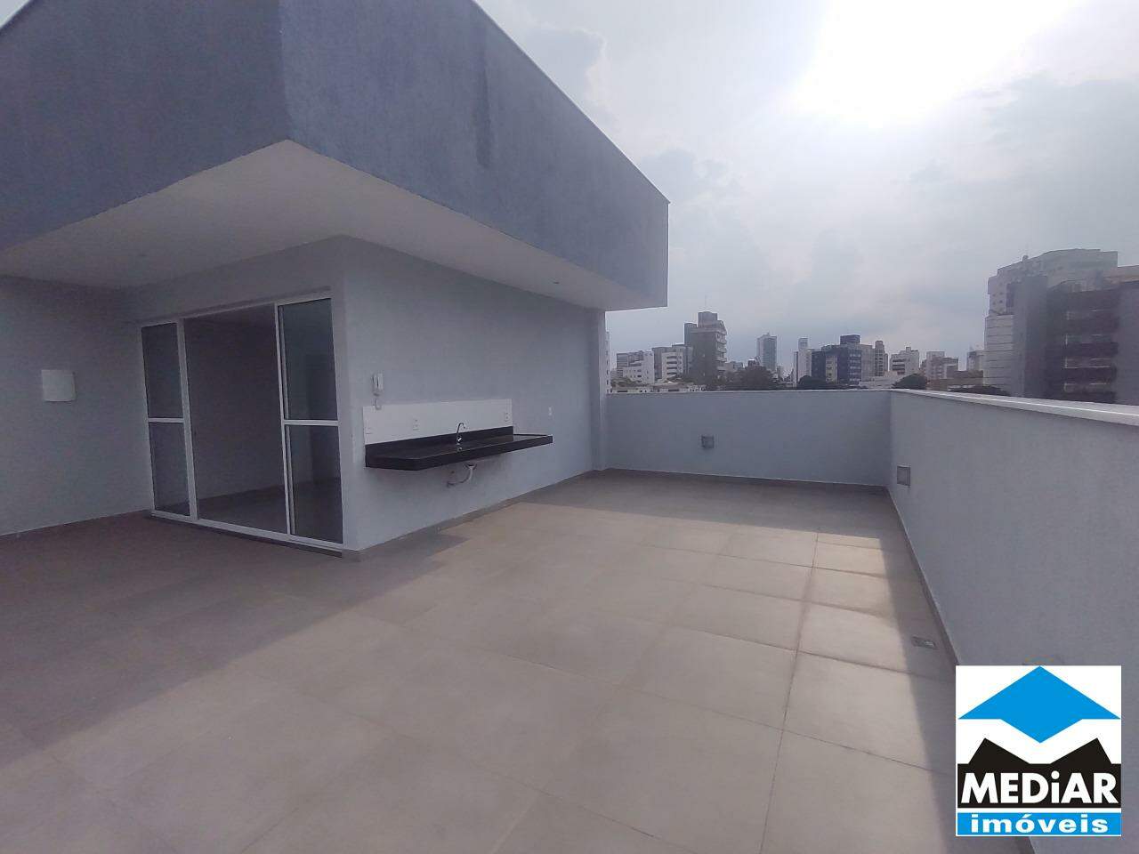 Cobertura à venda com 3 quartos, 148m² - Foto 1