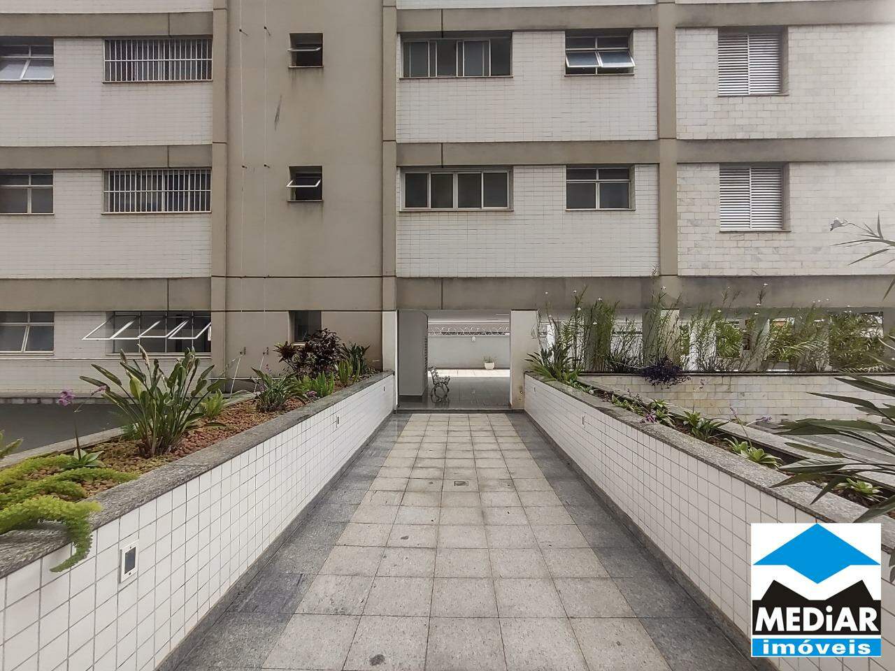 Apartamento à venda com 3 quartos, 95m² - Foto 19