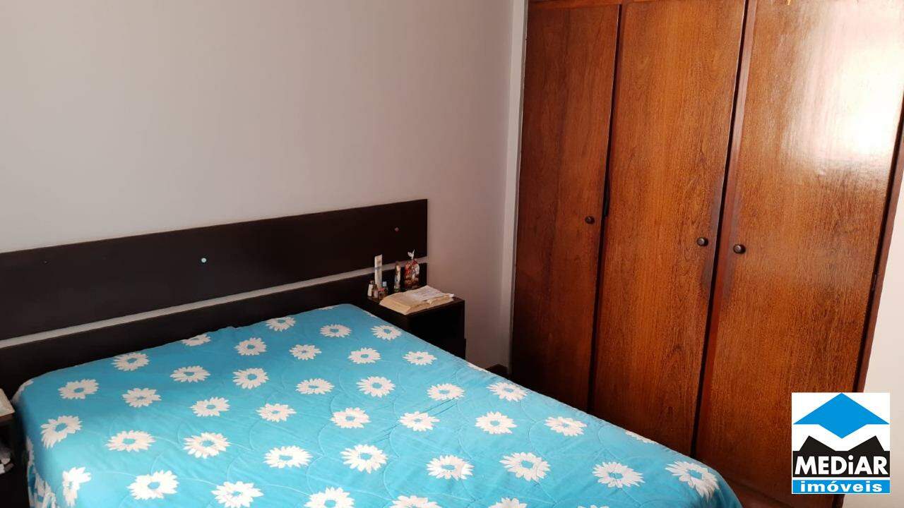 Apartamento à venda com 2 quartos, 68m² - Foto 4