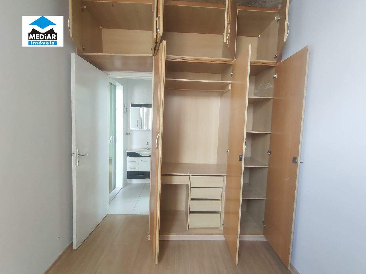 Apartamento à venda com 1 quarto, 39m² - Foto 4