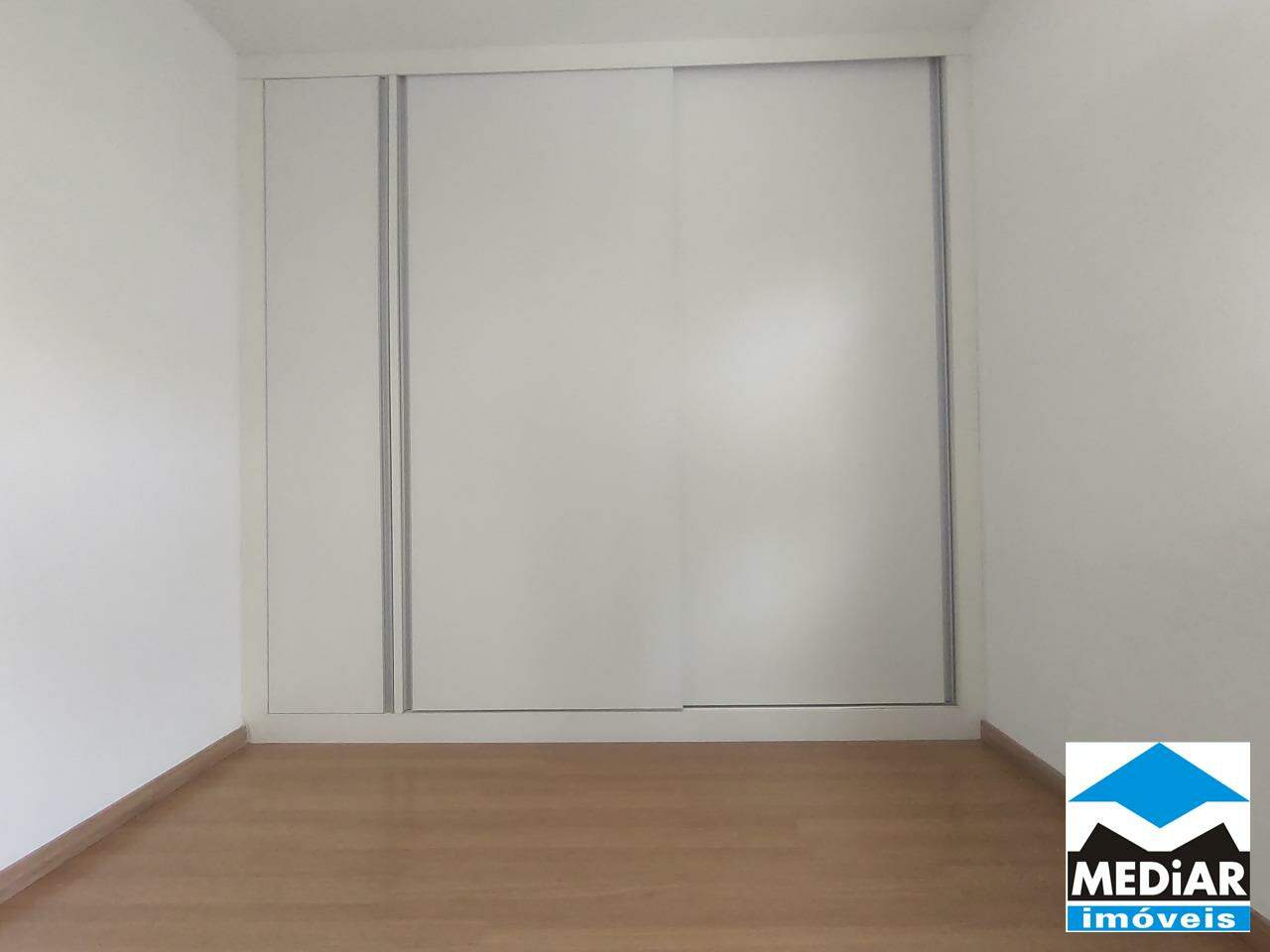 Apartamento à venda com 3 quartos, 90m² - Foto 12