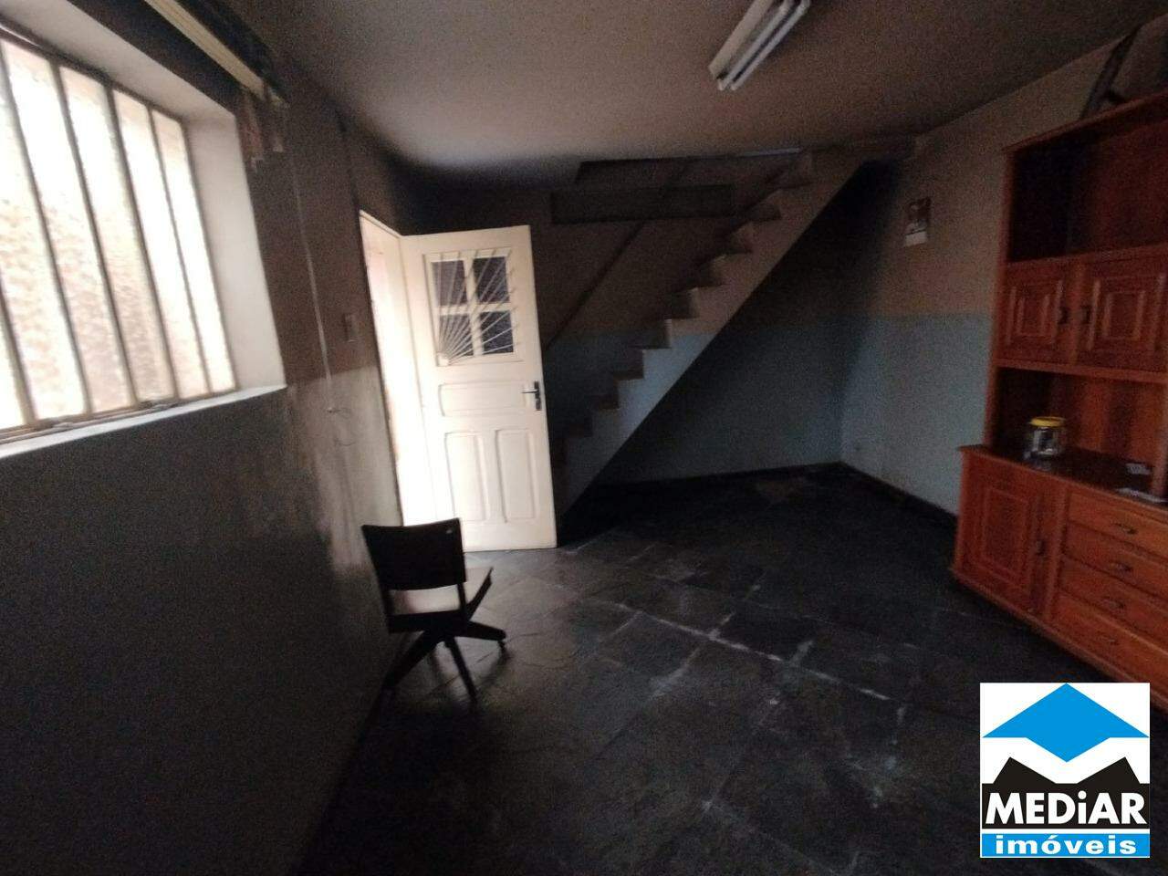 Casa à venda com 3 quartos, 200m² - Foto 16