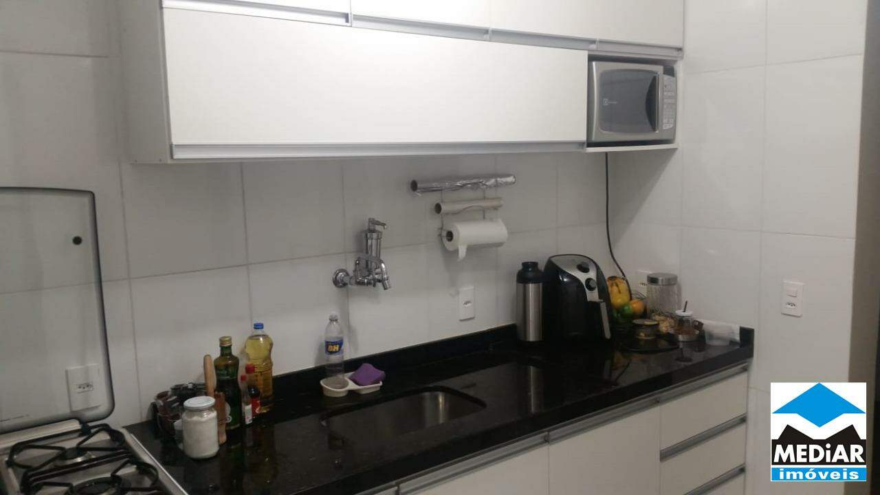 Apartamento à venda com 2 quartos, 55m² - Foto 11